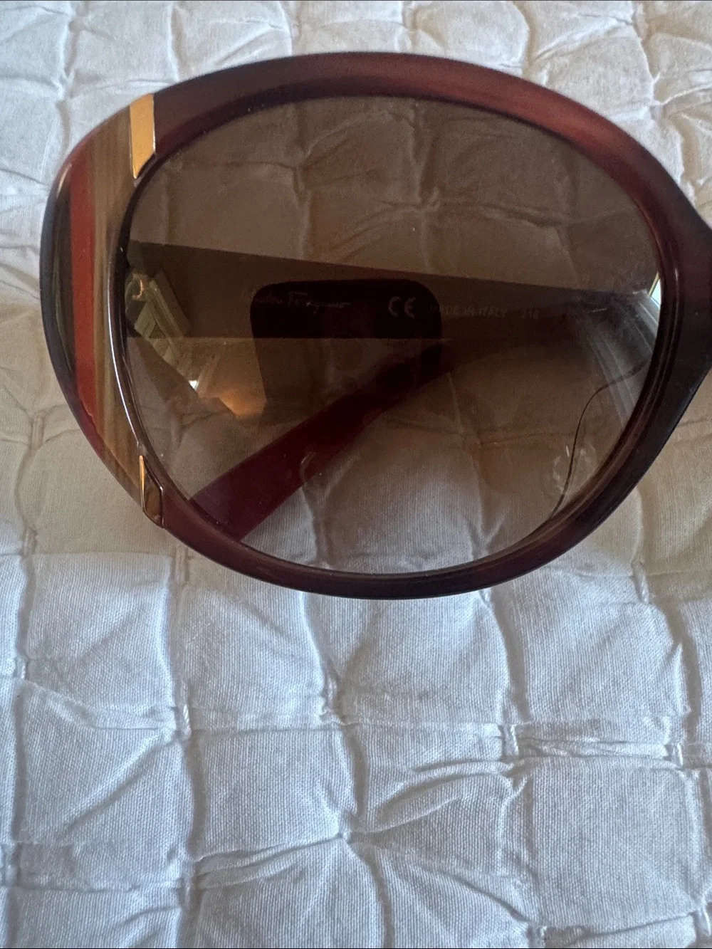 Salvatore Ferragamo Women's Tortoiseshell Round Sunglasses - Red Brown